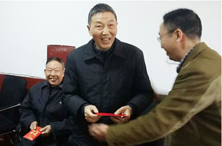 感恩老人，從我做起，從身邊做起！